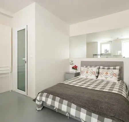 Apartment Comete Paris